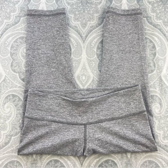 Lululemon Wunder Under Crop  - Picture 4 of 7
